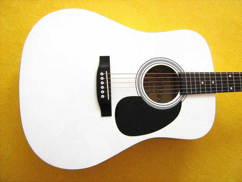 WESTERNOVÁ KYTARA MSA CW150 BÍLÁ