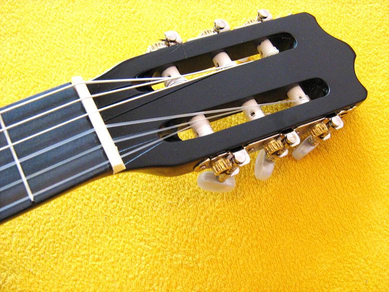 KLASICKÁ AKUSTICKÁ KYTARA MSA 4/4 ČERNÁ