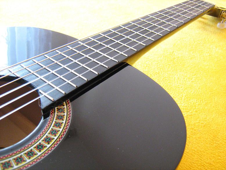 KLASICKÁ AKUSTICKÁ KYTARA MSA 4/4 ČERNÁ