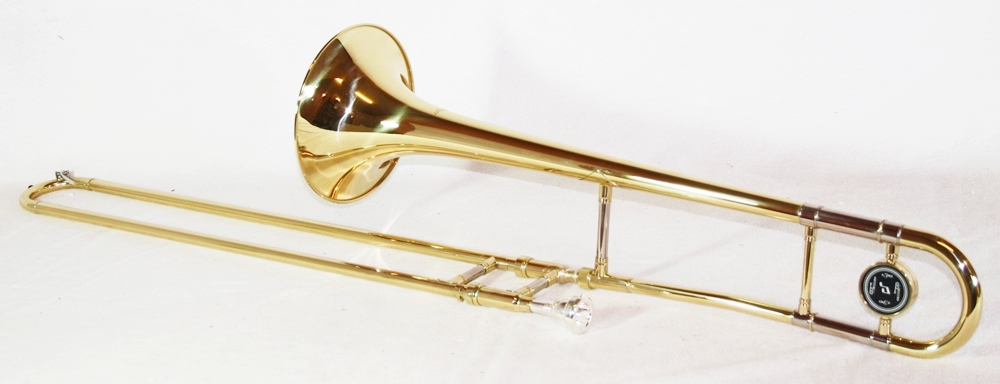 Bb Pozoun tenorový CHERRYSTONE kufr + příslušenství